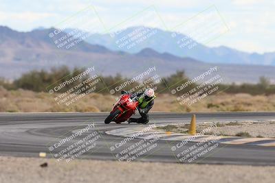 media/Nov-16-2025-Race Pace (Sun) [[8c5fa54630]]/Non Verified Riders (1st 20 Minutes)/5-Turn 15 (110pm)/